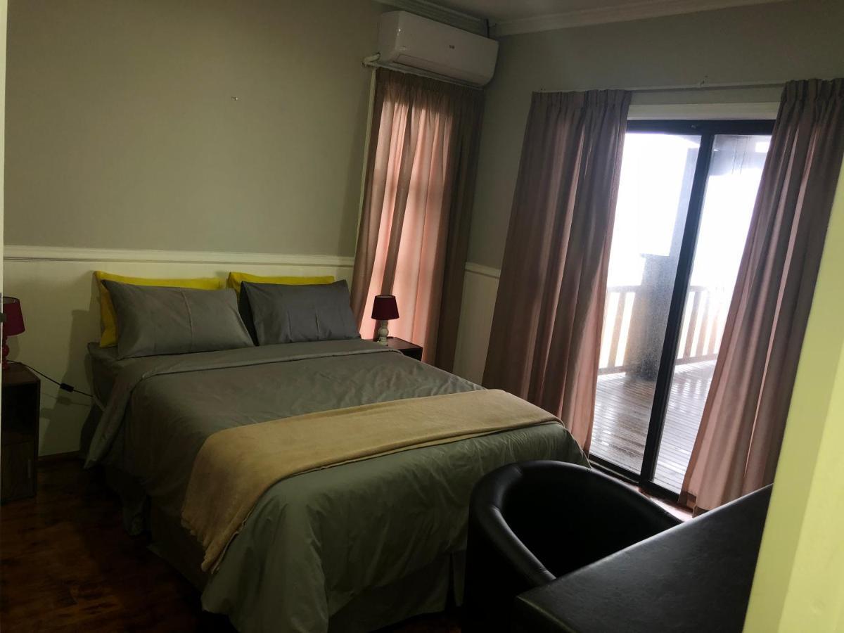 Paraiso Do Ouro Beach Front Resort Budget Accommodation Понта до Оуро Екстериор снимка